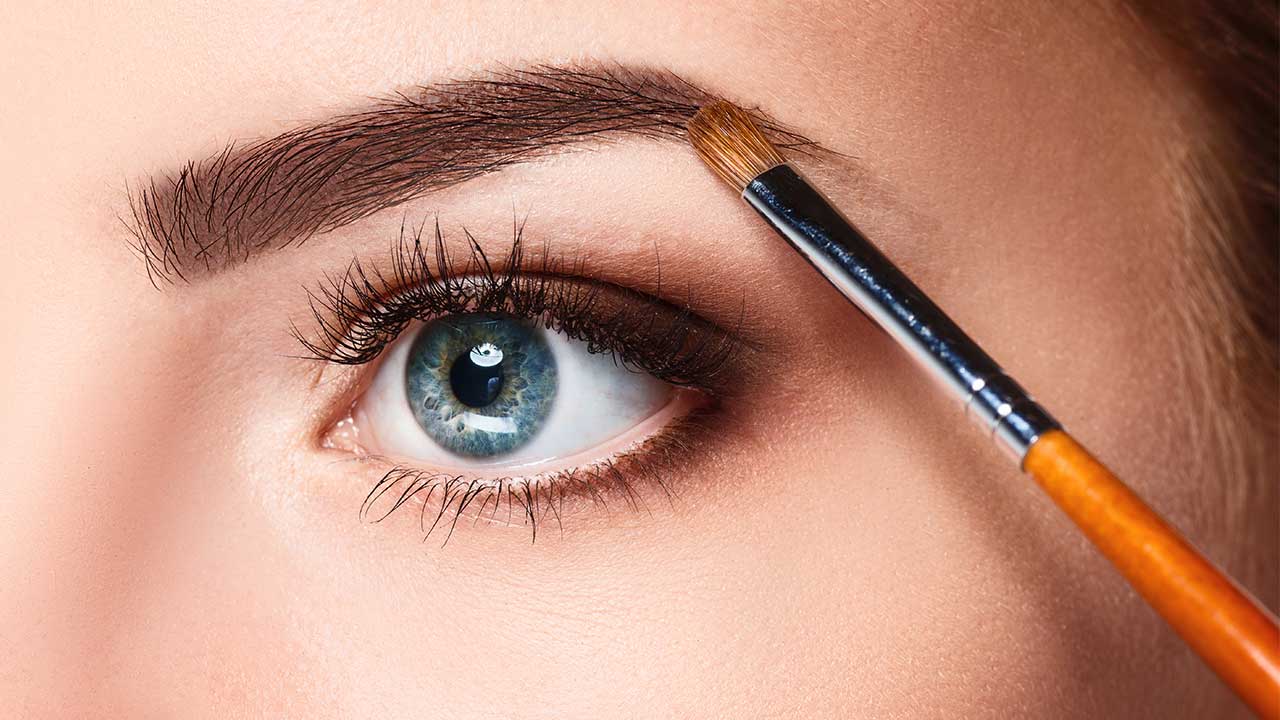 Gorgeous eyebrows in 5 minutes, or how to apply make-up when you’re pressed for time?